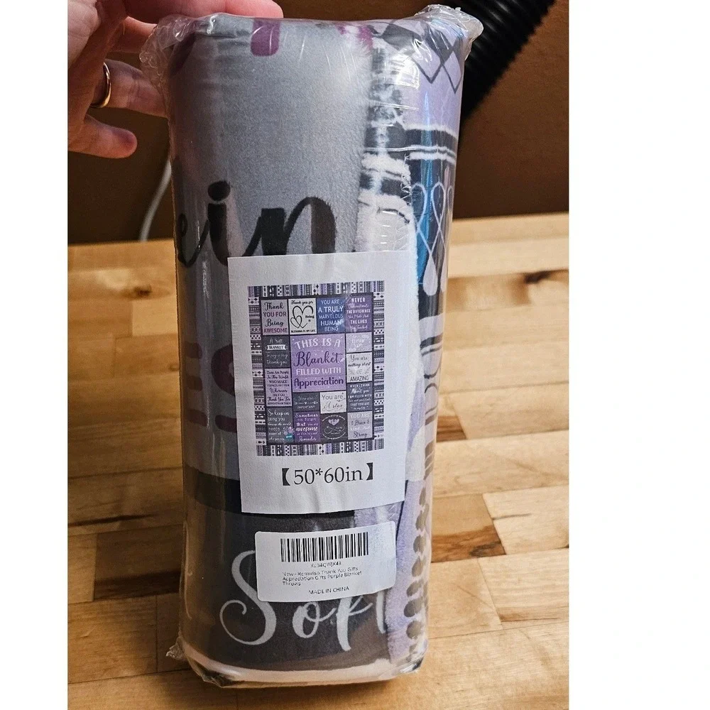 Heniswo soft throw